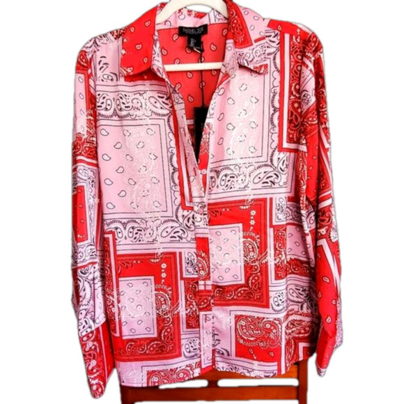 Rachel Zoe Tops - Rachel Zoe NWT Sz L Silky feel collar button closure long sleeve with buttons.